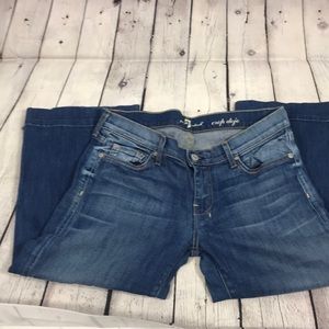 7 for all mankind Crop DojoSize 31 GUC no holes. Inseam 20” rise 8”